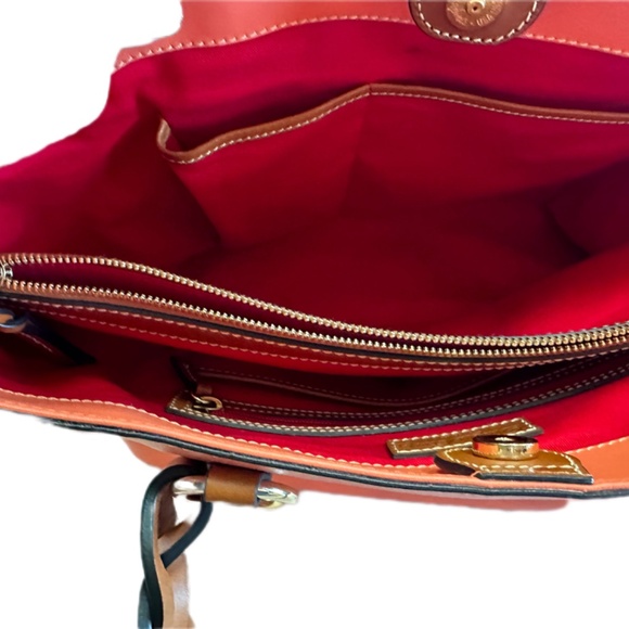 **Authentic** Dooney & Bourke Wexford Tammy Tote - Picture 4 of 7